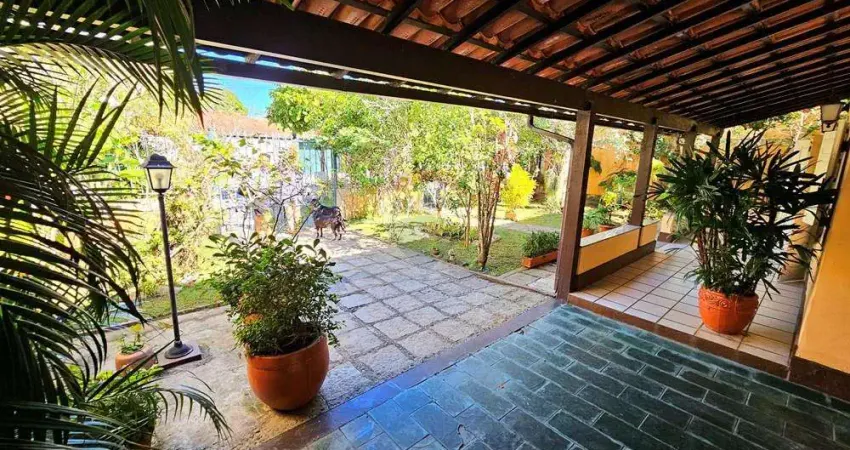 CASA À VENDA OGIVA, CABO FRIO/RJ - 5 QUARTOS/SUÍTE, TERRENO 630M² | 279M² DE ÁREA ÚTIL APENAS R$ 980 MIL