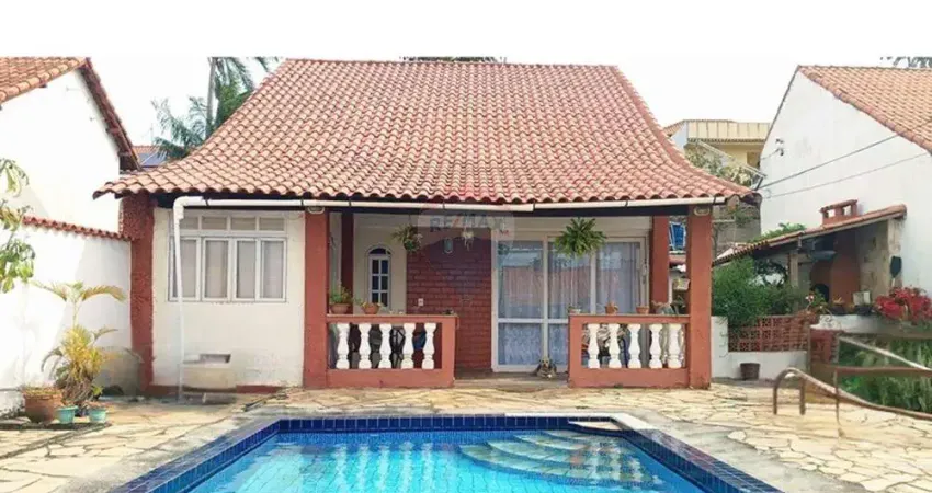 Casa em condomínio, 4 quartos, 2 suítes, com 151 m2 em iguaba grande/rj, por r$450.000.