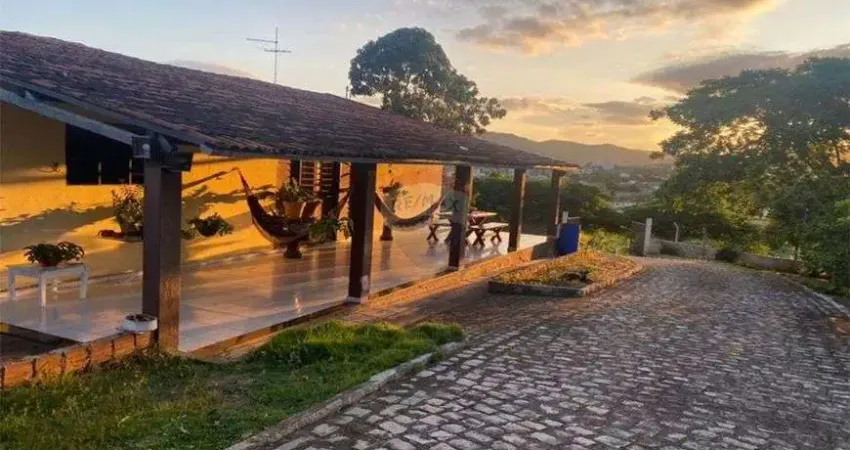 SITIO À VENDA COM PORTEIRA FECHADA A 1,5KM DO CENTRO DE GUARABIRA-PB