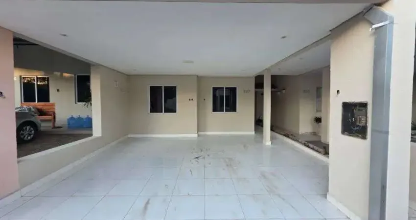 Alugo Casa 2/4 Ampliada e com energia solar incluso Condomínio Esmeralda em Várzea Grande