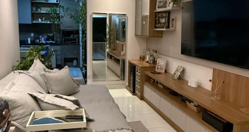 Linda casa recém reformada no Condomínio Rubi em Várzea Grande.