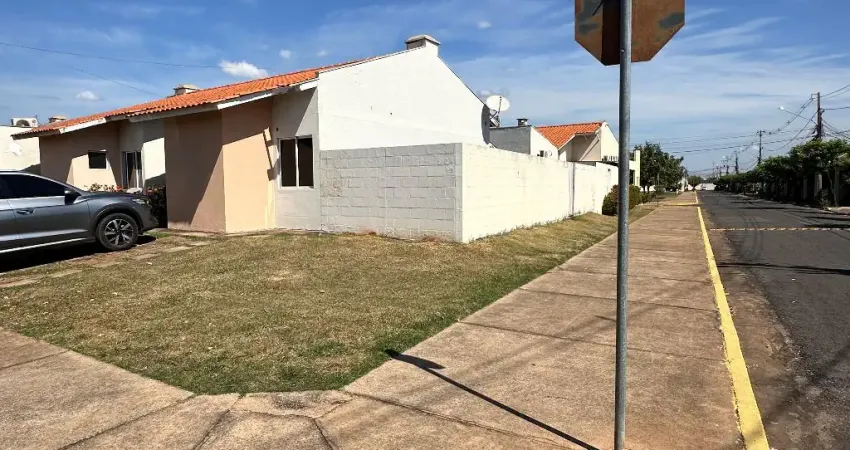 Oportunidade Casa esquina terreno maior 197m² Condomínio Rubi em Várzea Grande.