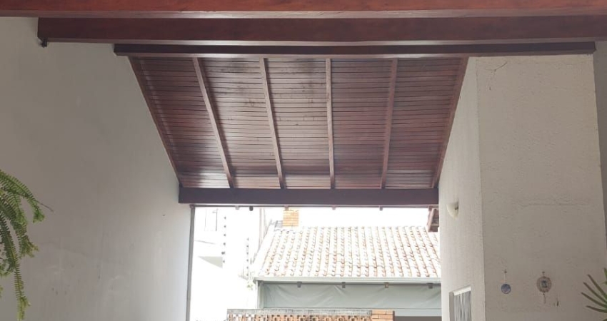 Casa com 3 quartos à venda na Rua Dois, 10, Jardim Comodoro, Cuiabá