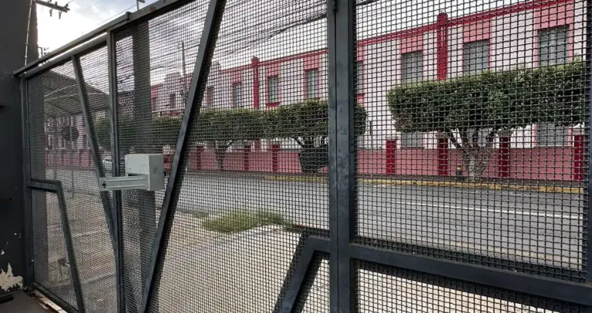 Excelente Sobrado ponto comercial Comandante Costa em frente ao colégio Coração de Jesus em Cuiabá