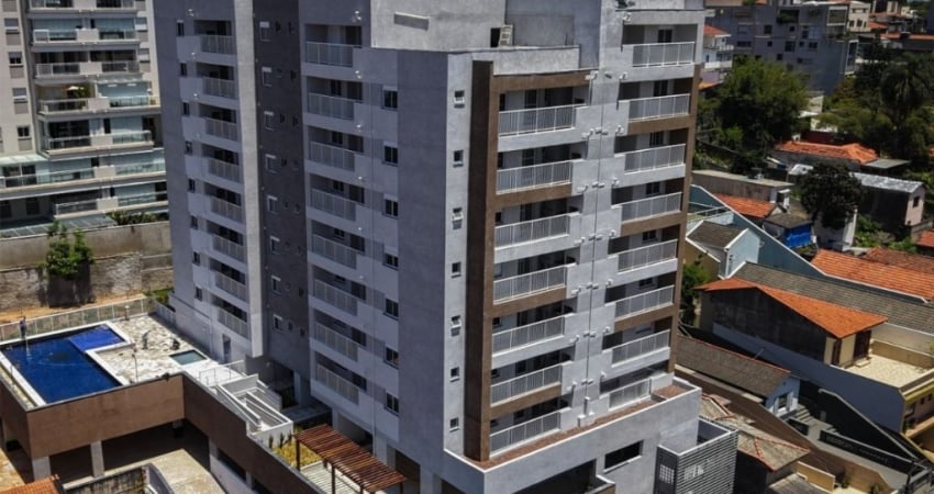 Apartamento no Alto da Lapa com churrasqueira na varanda