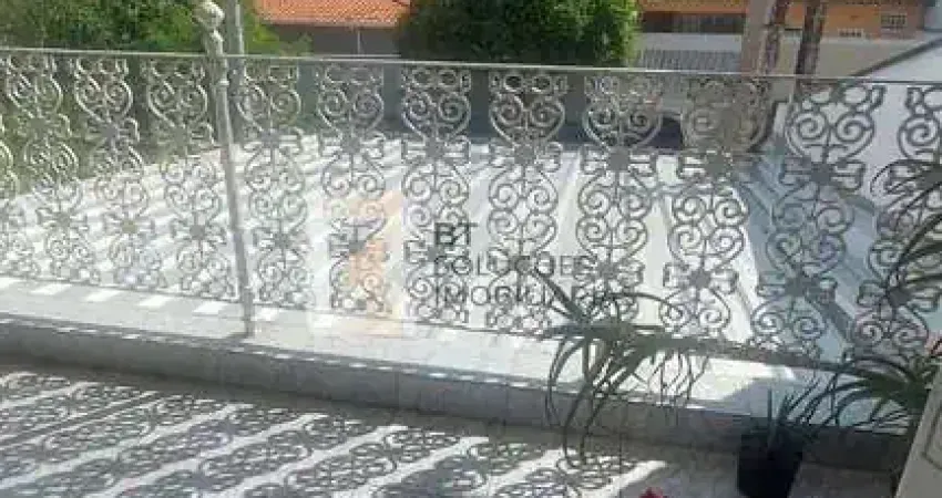 Sobrado à venda, 3 dormitórios com suíte, terraço, bem ventilada, rua tranquila, Vila Rubens, Indai