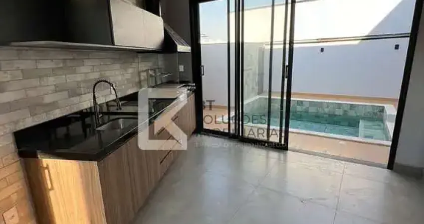 Casa com piscina e 3 suítes a venda, 156 m² de área construída e 264 m² de terreno por R$ 1.380.000
