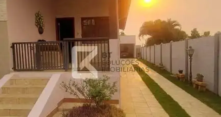 Chácara à venda, Sala ampla com 4 ambientes, 3 dormitórios sendo 2 suítes com closet e ar condicion