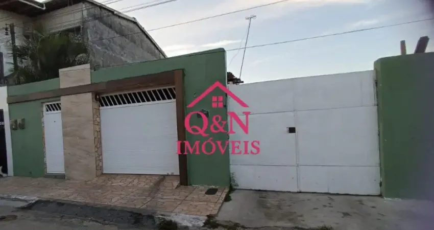 Casa com 4 quartos à venda no Benedito Bentes, Maceió 