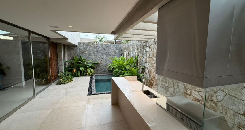 Casa no Lago Sul Lindíssima