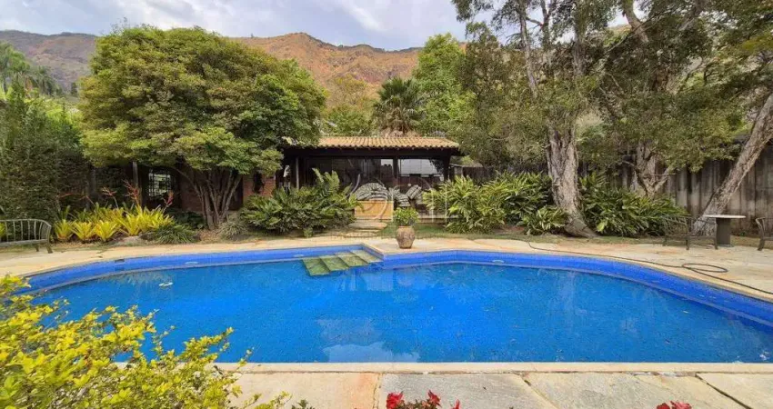 Casa com 4 quartos à venda em Mangabeiras, Belo Horizonte 