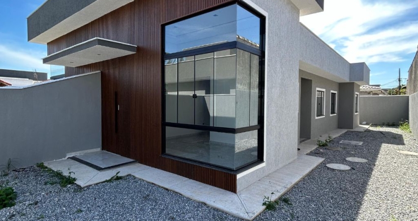 Excelente casa linear de 3 quartos na Enseada em Rio das Ostras RJ