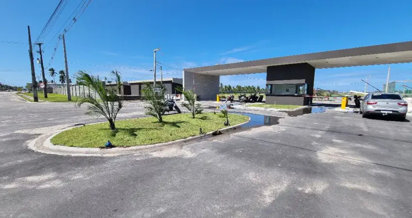 Lote à venda com 252m² no Condomínio Angatu- R$240.000,00