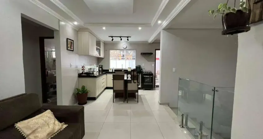 Casa com 3 dormitórios à venda, 190 m² por R$ 900.000,00 - Nova Jacutinga - Jacutinga/MG