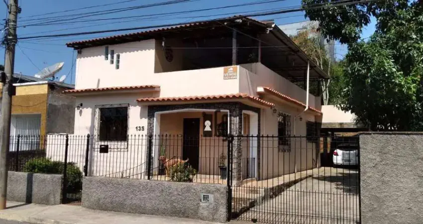 Casa com 3 dormitórios à venda, 90 m² por R$ 619.900,00 - Grama - Juiz de Fora/MG