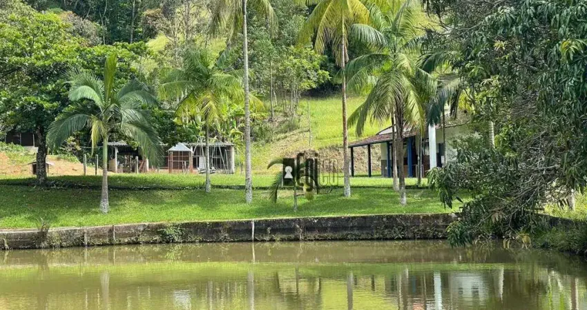 Sítio com 6 dormitórios à venda, 316000 m² por R$ 1.199.000,00 - Floresta - Juiz de Fora/MG
