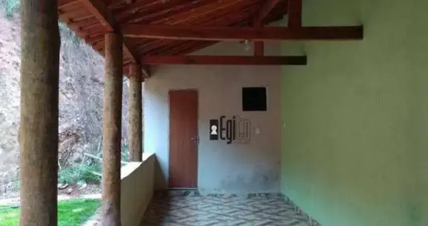 Chácara com casa Duplex 4 quartos com Piscina Granjeamento  Jardim das Cachoeiras