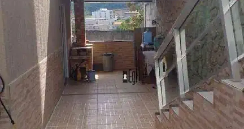 Casa com 2 dormitórios à venda por R$ 340.000,00 - Fontesville II - Juiz de Fora/MG