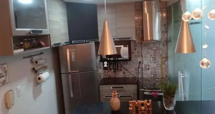 Apartamento com 2 dormitórios à venda, 52 m² por R$ 160.000,00 - Jóquei Clube - Juiz de Fora/MG