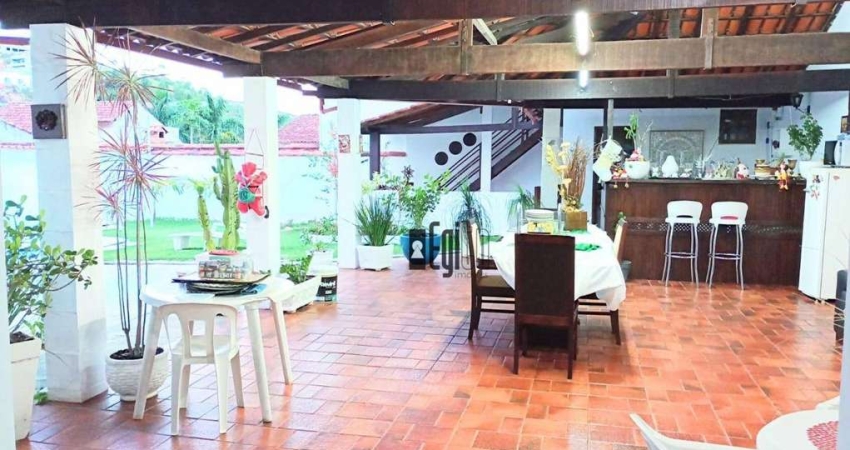 Casa com 6 dormitórios à venda, 278 m² por R$ 899.000,00 - Bosque dos Pinheiros - Juiz de Fora/MG