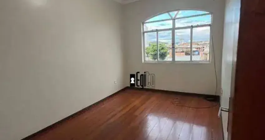 Apartamento com 3 dormitórios à venda, 124 m² por R$ 290.000 - Benfica - Juiz de Fora/MG