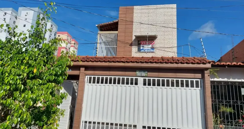 Vendo casa de dois andares de 185m2 na cremação disponivel para visitas
