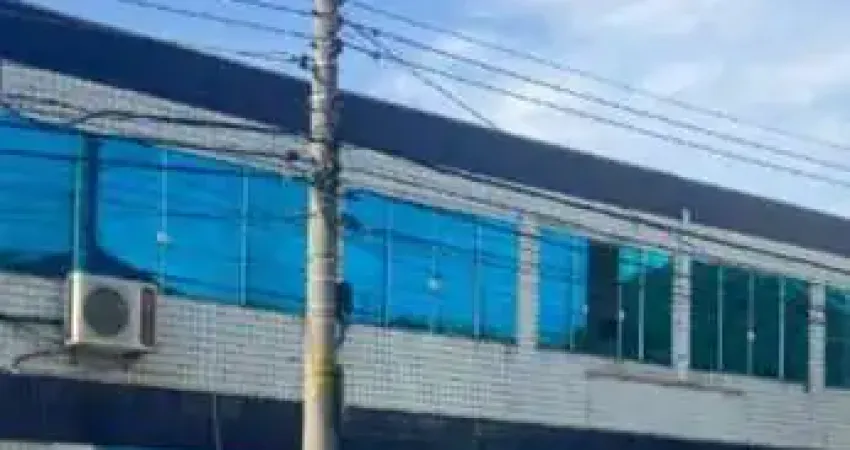 Prédio Comercial à Venda no Carrão com 278 m²  4 salas, 1 cozinha, galpão.