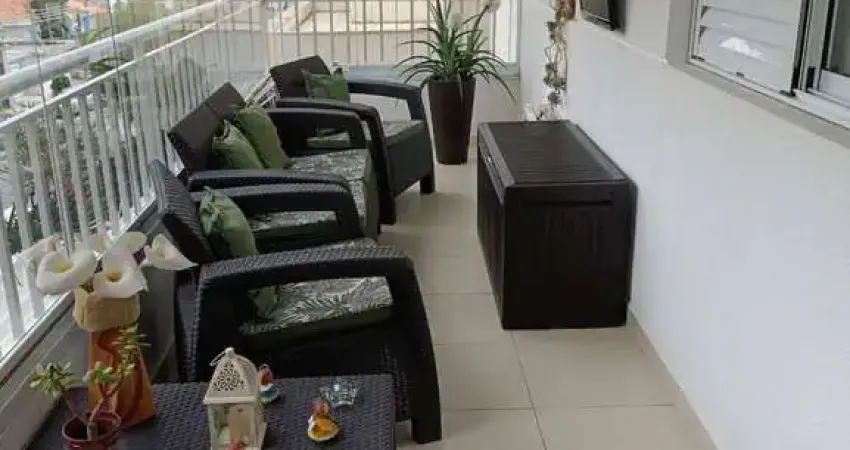 Apartamento à venda na moóca, com 3 quartos (1 suíte e 1 lavabo) e 2 vagas.