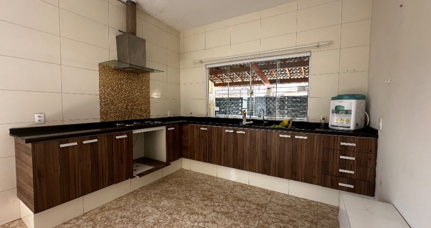 CASA TÉRREA PARA LOCAÇÃO  Jardim São José – Próximo ao Lago do Taboão