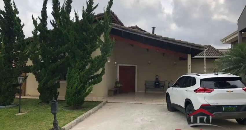 Casa á venda em Condomínio Fechado - Vargem Grande Paulista