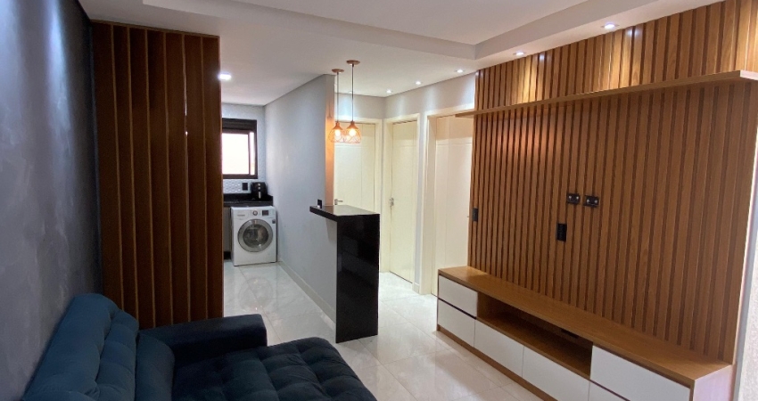 Oportunidade na Zona Leste! Apartamento pronto pra morar, com porcelanato em todos os cômodos, lazer completo, semi mobiliado e financiamento disponível!