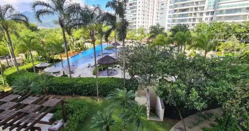Apartamento para venda com 304 metros quadrados com 4 quartos