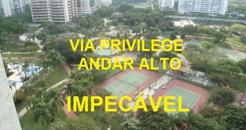 Apartamento à venda Via Privilege