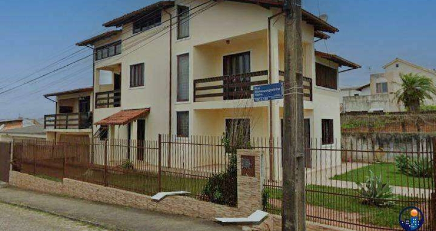 Vendo Casa de 4 Quartos no Jardim Atlântico - Florianópolis