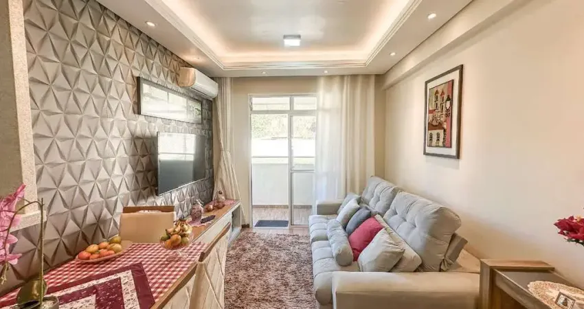 Apartamento de 2 quartos na Forquilhinha São José com cozinha planejada e garagem, com elevador