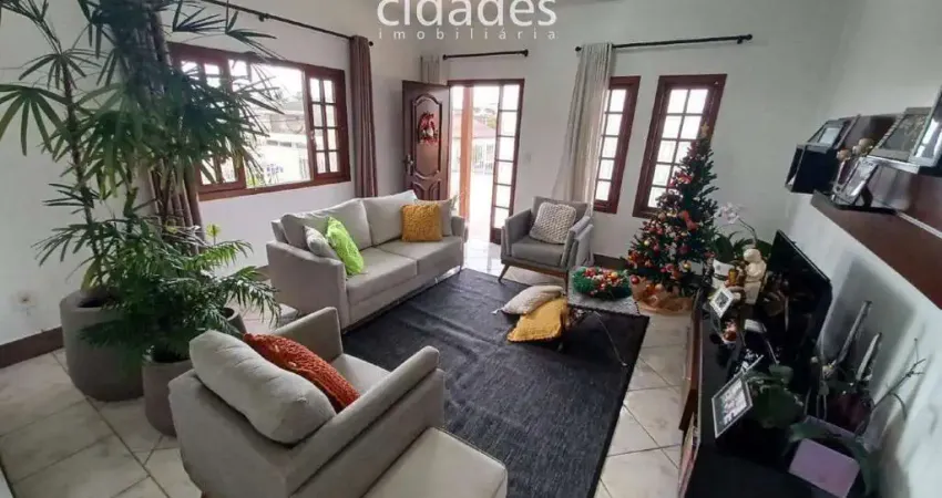 Casa com 4 quartos à venda no Barreiros, São José 