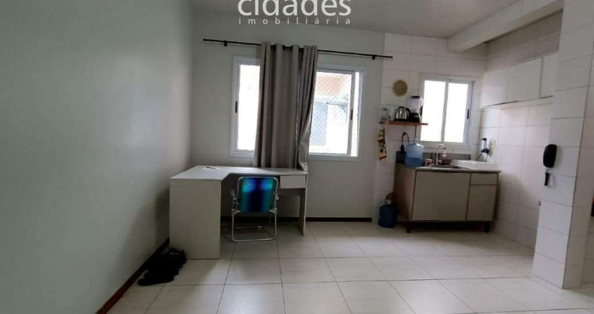 Apartamento para venda de 02 dormitórios com garagem privativa coberta bairro Carianos, Florianópolis