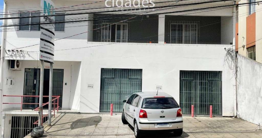 Área com loja comercial e garagem para venda de 220 m² localizada no bairro Ipiranga, São José, Grande Florianópolis