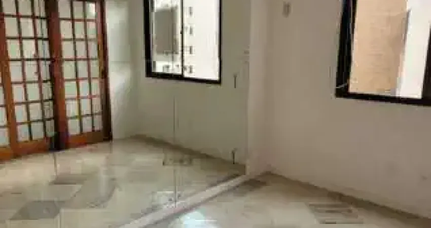 Vendo em área nobre de Florianópolis com 3 quartos, 2 vagas e 105m² - Beira Mar Norte