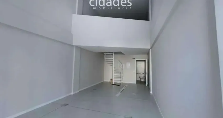 Ampla loja comercial com 1 vaga de garagem para aluguel na trindade, florianópolis