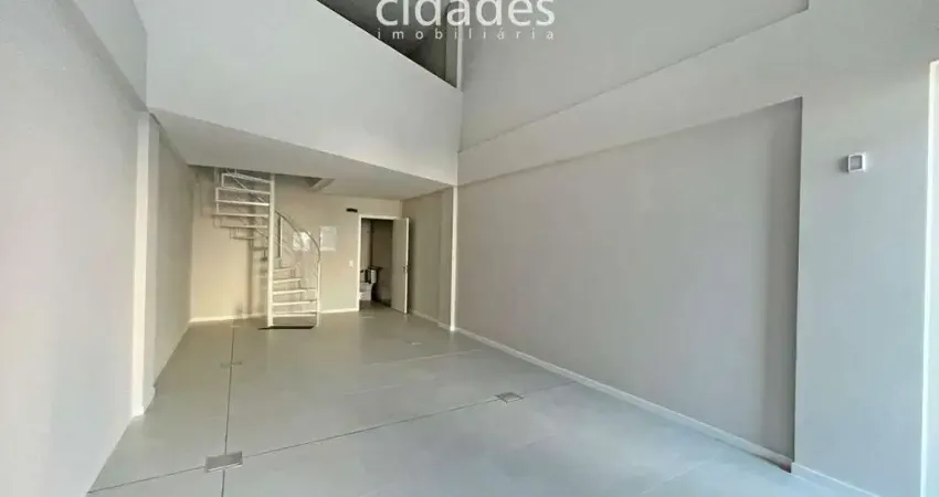 Aluguel de ampla loja comercial com 1 vaga de garagem bem localizada no bairro trindade, florianópolis