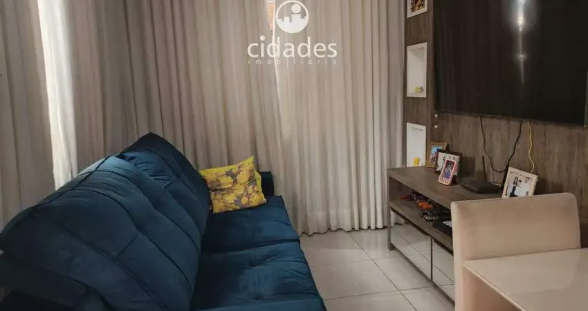 Vendo casa com 02 dormtórios, churrasqueira e garagem coberta, rua familiar