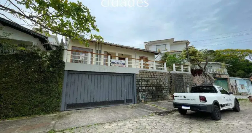 Casa de 3 dormitórios (2 suítes) para locação no bairro pantanal - florianópolis