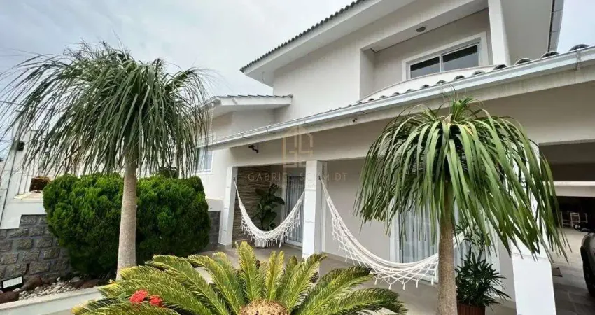 Casa em Barreiros, São José à venda 3 Quartos | 2 Suítes | 4 Vagas