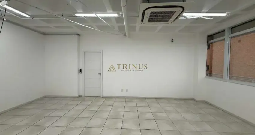 Sala comercial para alugar na Rua da Praça, 241, Pedra Branca, Palhoça