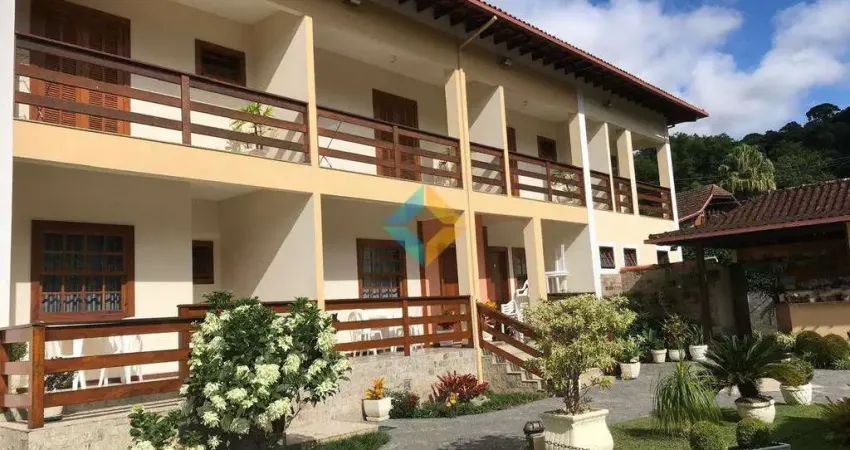 Conjunto Comercial com 14 quartos, São Pedro da Serra, Nova Friburgo - R$ 3 mi, Cod: 1590