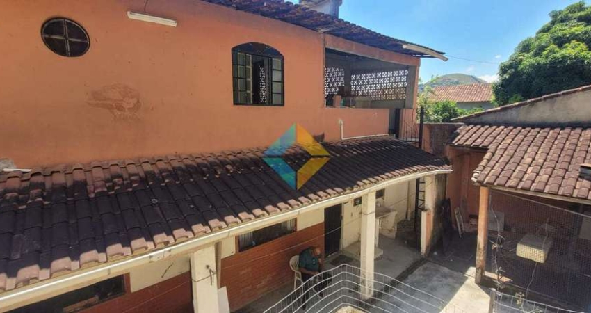 Casa com 3 quartos, Santana, Niterói - R$ 270 mil, Cod: 1698