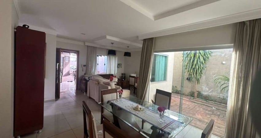 Casa para Locação em Campo Grande, Vila Nascente, 4 dormitórios, 4 suítes, 5 banheiros, 3 vagas