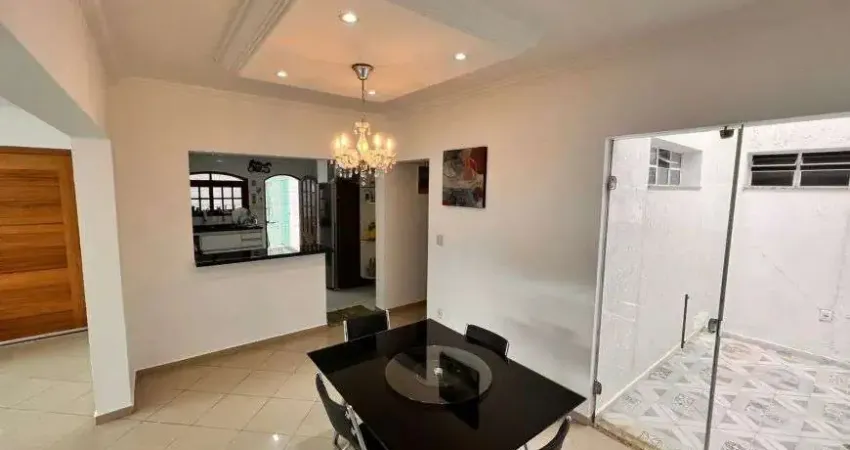 CASA A VENDA EM JUNDIAÍ - JARDIM DO LAGO - 7 VAGAS - MOBILIADA
