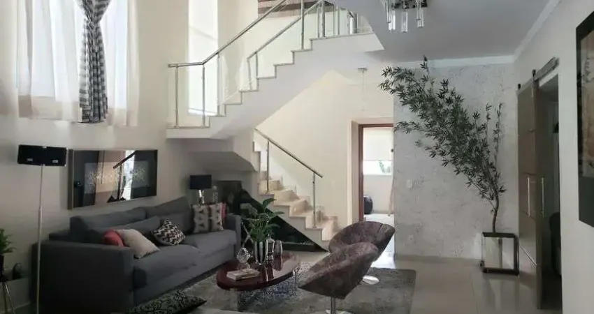 SOBRADO DE CONDOMINÍO EM JUNDIAÍ - AT: 360,00 m² - AC: 307,00 m² - 4 dorms (2 suítes)